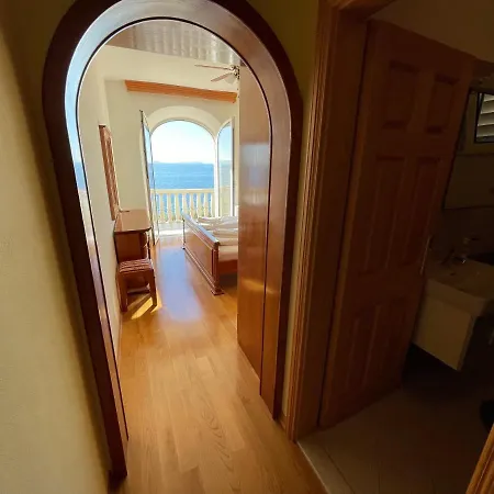 Luxury Seaside With A Classic Mediterranean Olive Garden, A Fully Equipped Professional Kitchen, Pool, Sauna, Padle Boards And Canoe - Miolin House ヴィラ トロギール