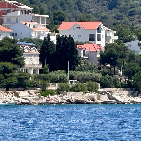 Luxury Seaside With A Classic Mediterranean Olive Garden, A Fully Equipped Professional Kitchen, Pool, Sauna, Padle Boards And Canoe - Miolin House *