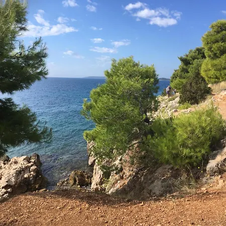 ヴィラ Luxury Seaside With A Classic Mediterranean Olive Garden, A Fully Equipped Professional Kitchen, Pool, Sauna, Padle Boards And Canoe - Miolin House