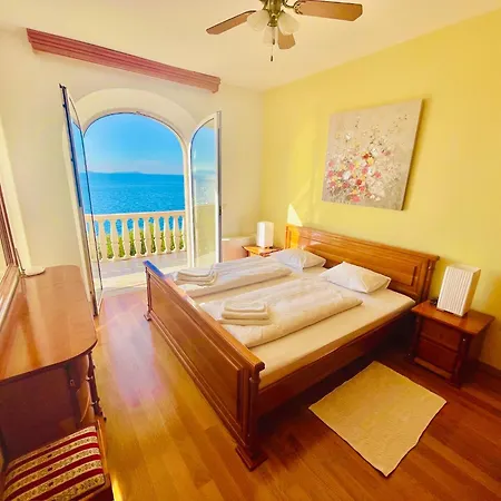 Luxury Seaside With A Classic Mediterranean Olive Garden, A Fully Equipped Professional Kitchen, Pool, Sauna, Padle Boards And Canoe - Miolin House ヴィラ トロギール