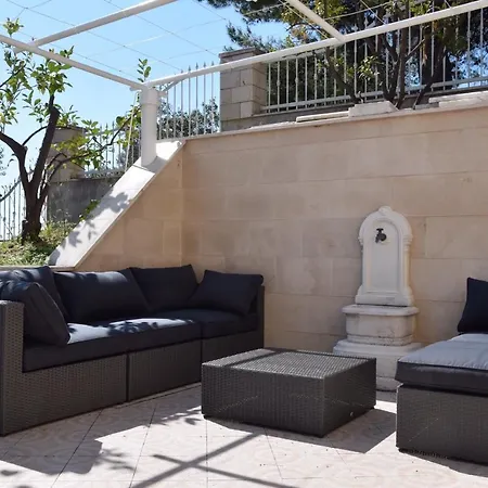 ヴィラ Luxury Seaside With A Classic Mediterranean Olive Garden, A Fully Equipped Professional Kitchen, Pool, Sauna, Padle Boards And Canoe - Miolin House *