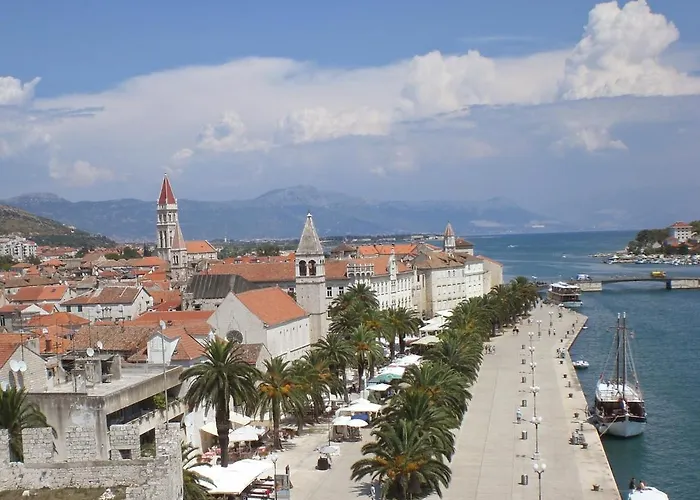 Luxury Seaside With A Classic Mediterranean Olive Garden, A Fully Equipped Professional Kitchen, Pool, Sauna, Padle Boards And Canoe - Miolin House Villa *