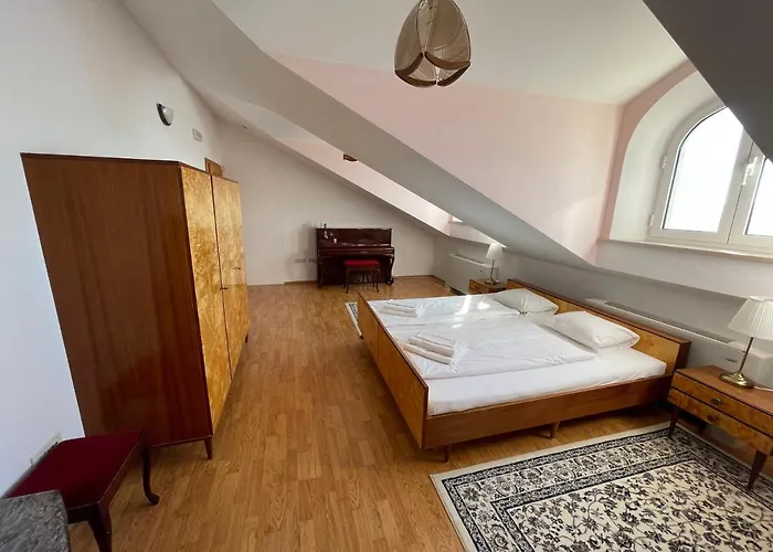 Luxury Seaside With A Classic Mediterranean Olive Garden, A Fully Equipped Professional Kitchen, Pool, Sauna, Padle Boards And Canoe - Miolin House *