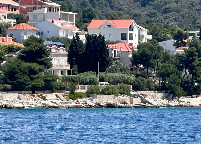 Luxury Seaside With A Classic Mediterranean Olive Garden, A Fully Equipped Professional Kitchen, Pool, Sauna, Padle Boards And Canoe - Miolin House *